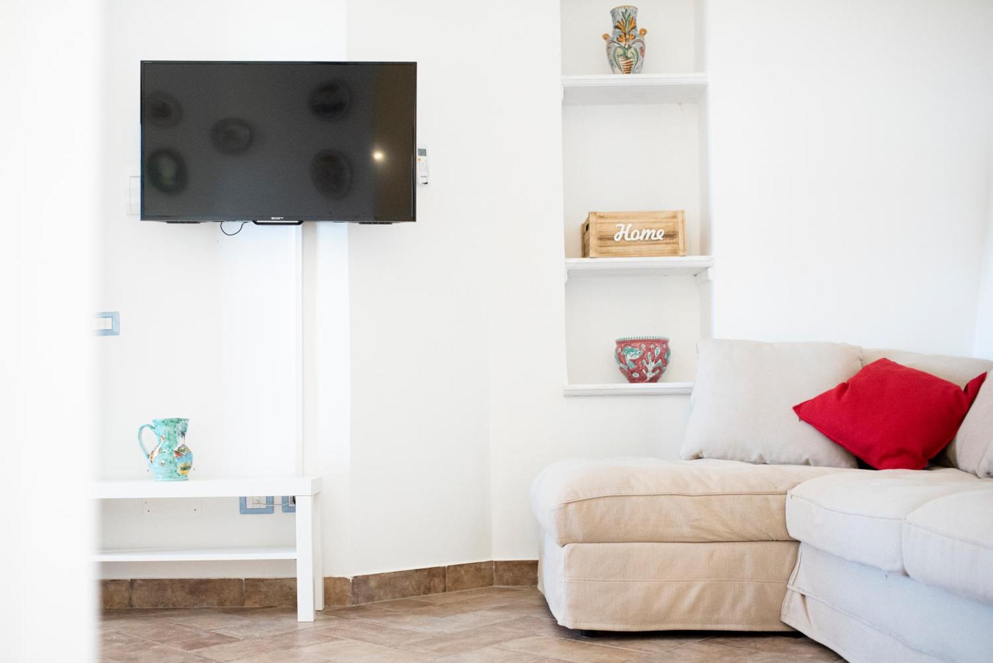 Sole & Pepe Apartment ซานตามาเรีย ดิ กาสเตลลาบาเต ภายนอก รูปภาพ